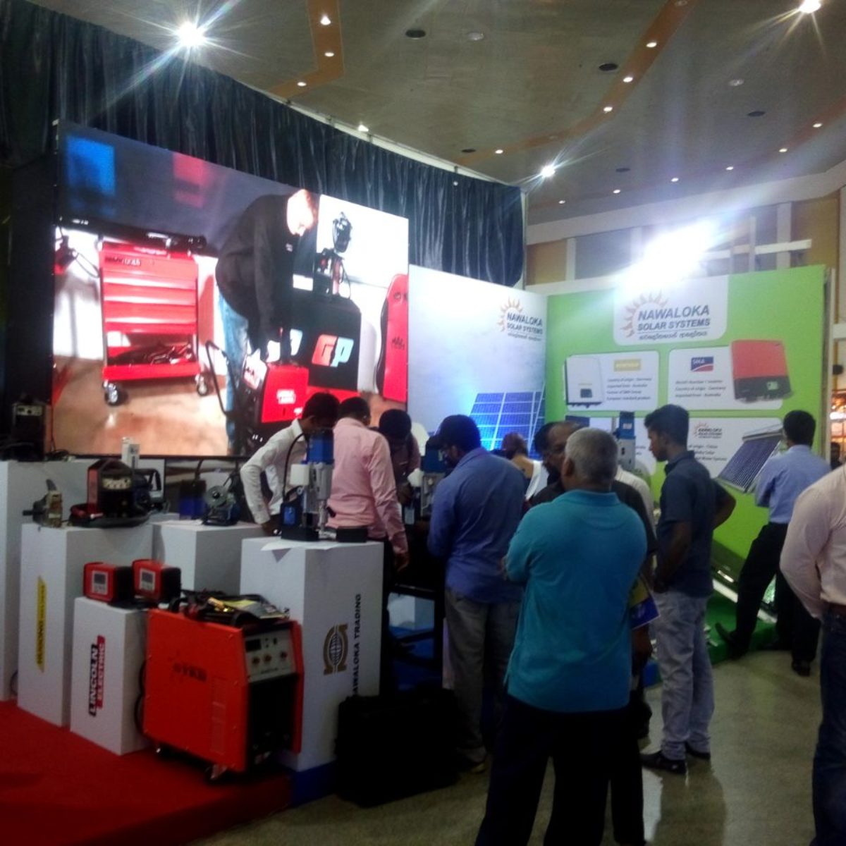 LED-Video-Wall-at-Nawaloka-Solar-System-Exhibition-Stall